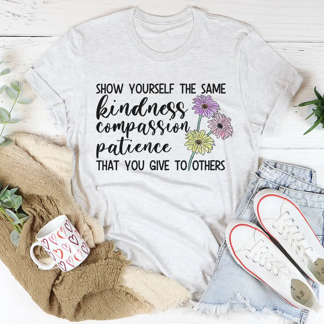 Show Yourself Kindness T-shirt – Inspirerend & Comfortabel MerchMallow